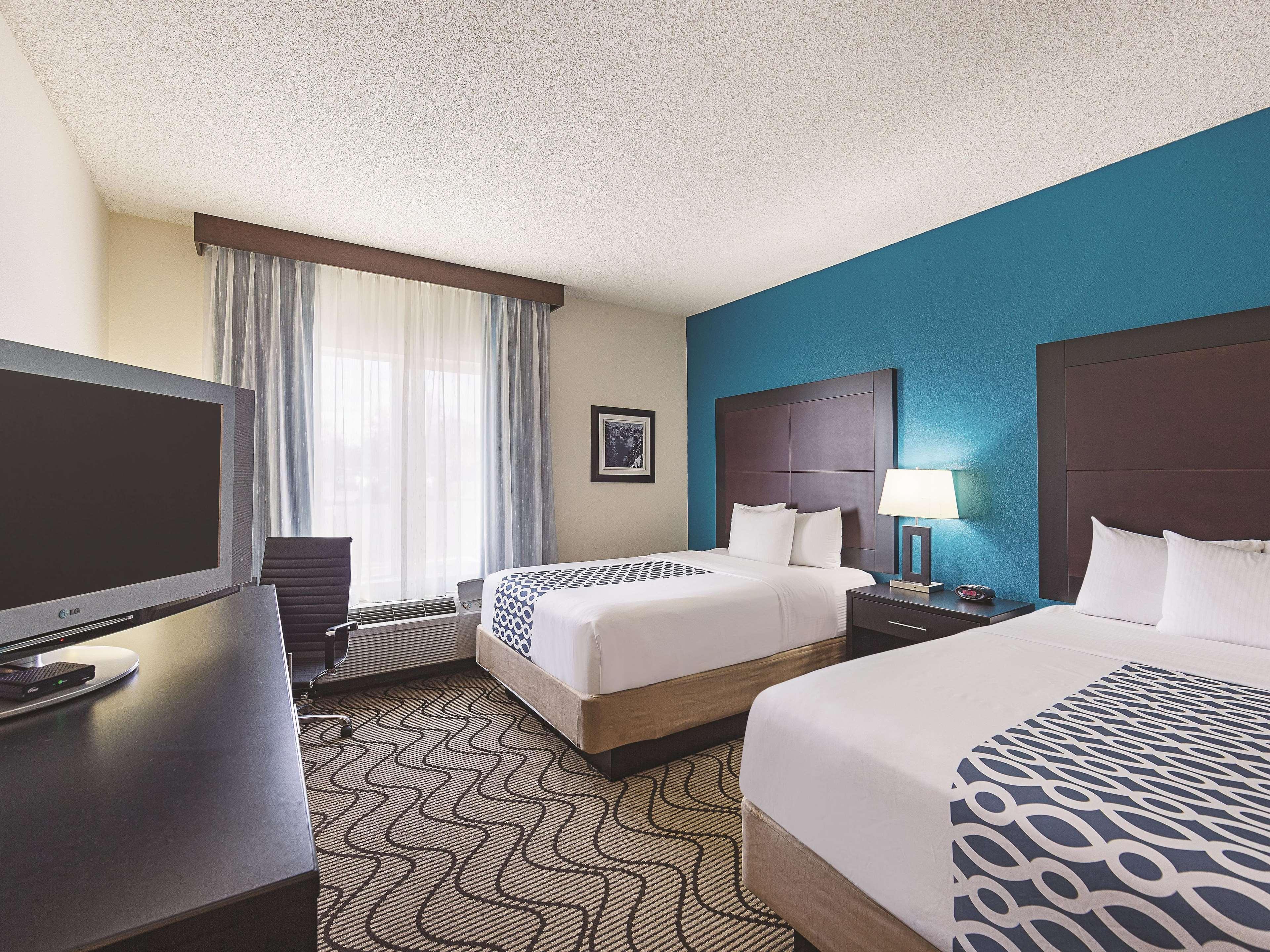La Quinta By Wyndham Central Point - Medford Exterior photo