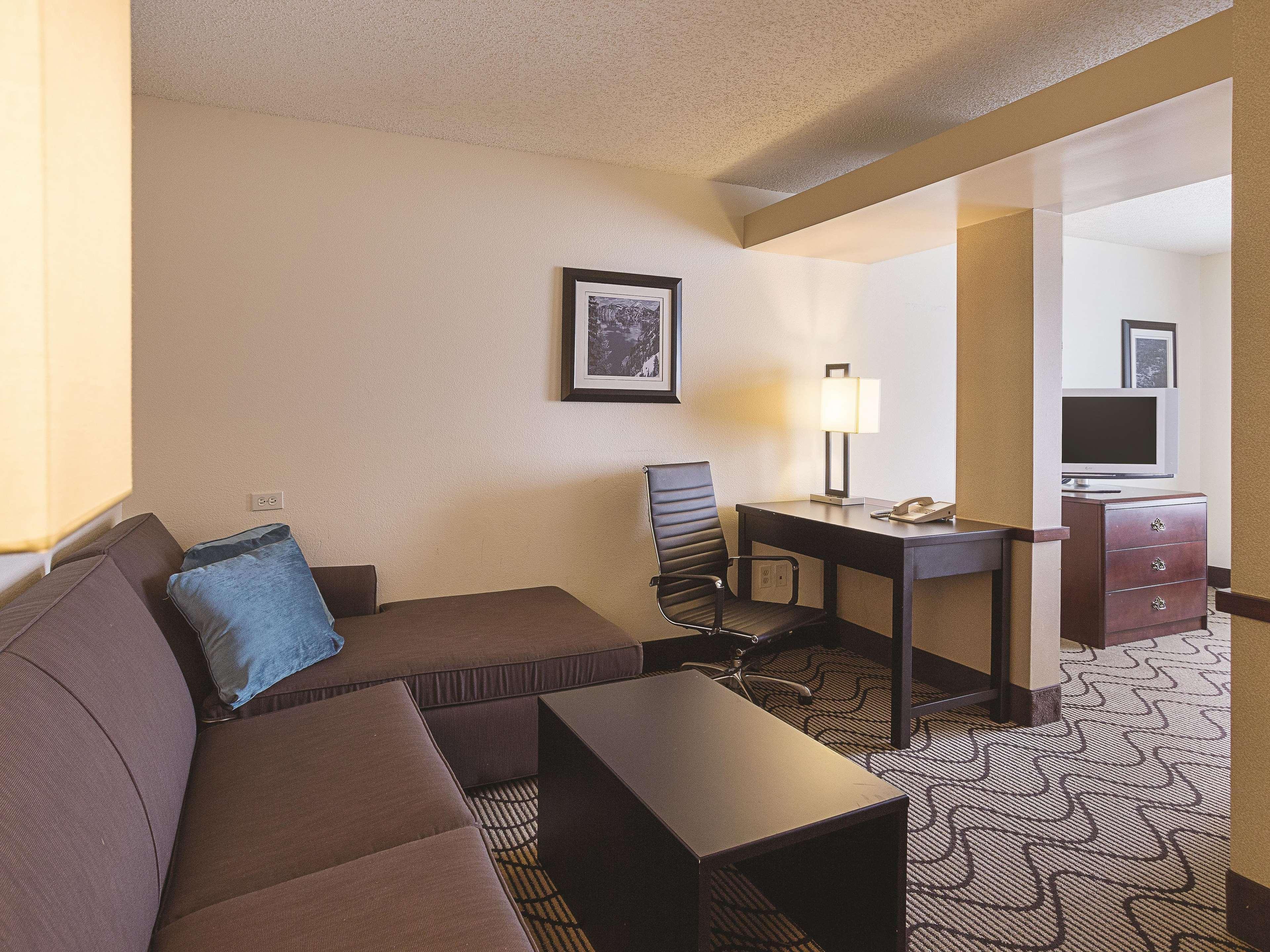 La Quinta By Wyndham Central Point - Medford Exterior photo