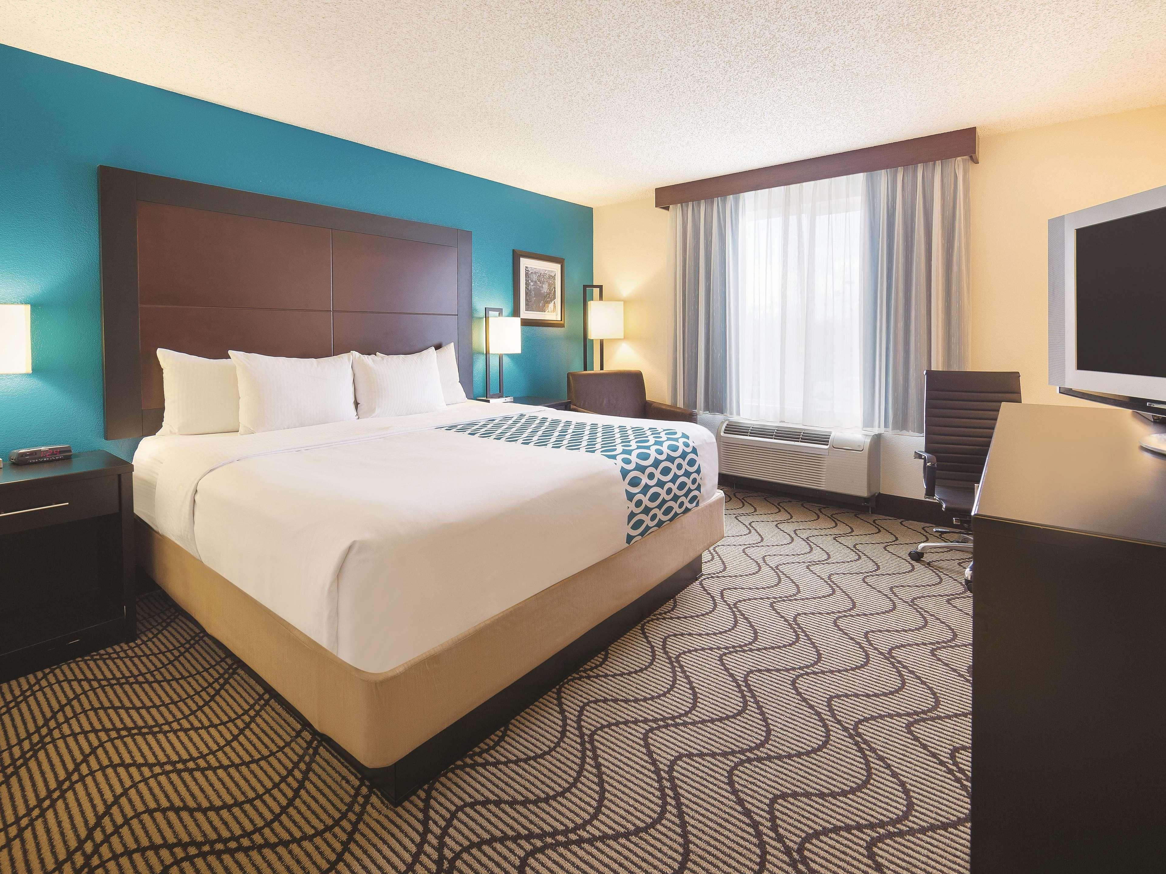 La Quinta By Wyndham Central Point - Medford Exterior photo
