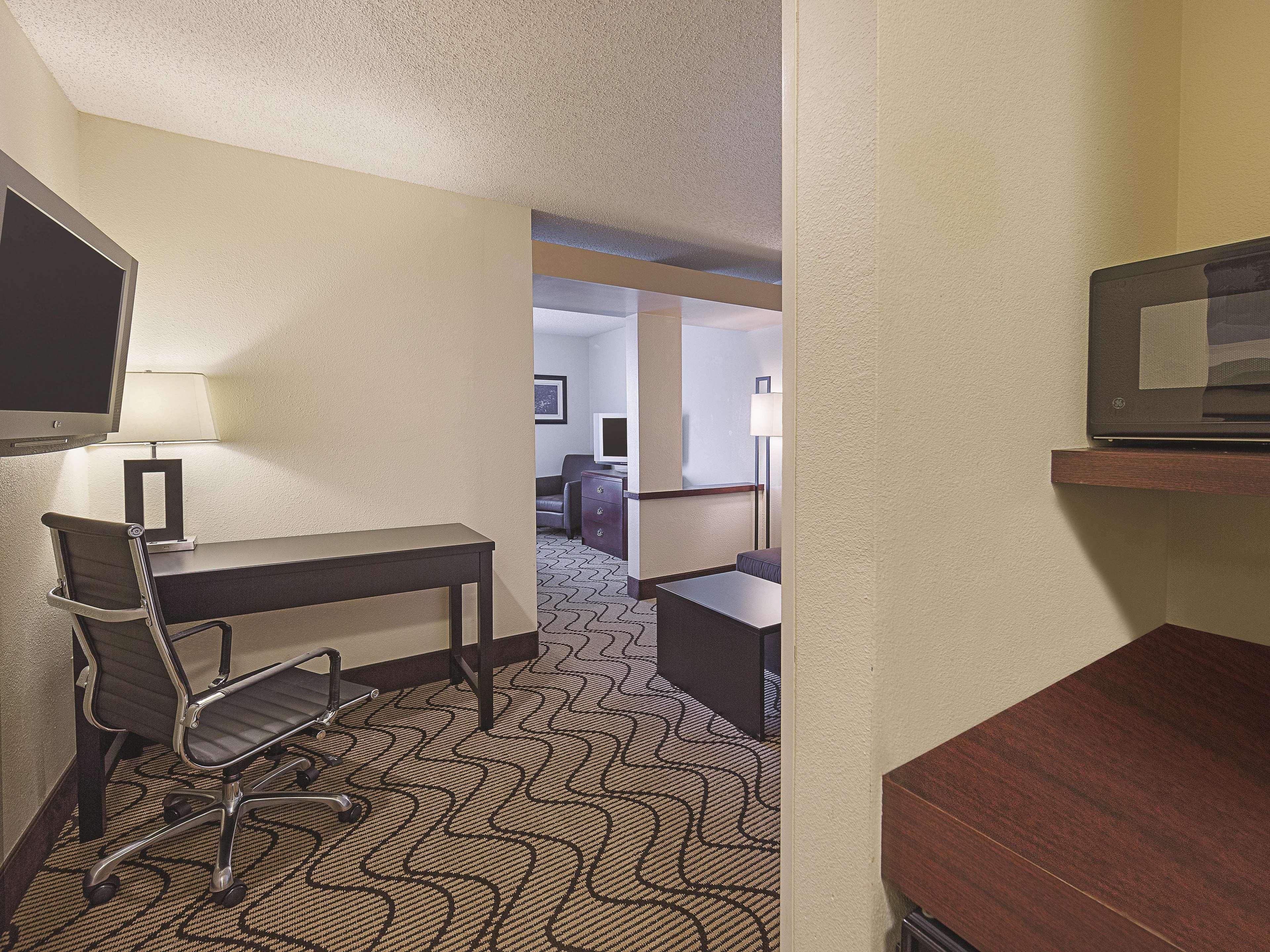 La Quinta By Wyndham Central Point - Medford Exterior photo