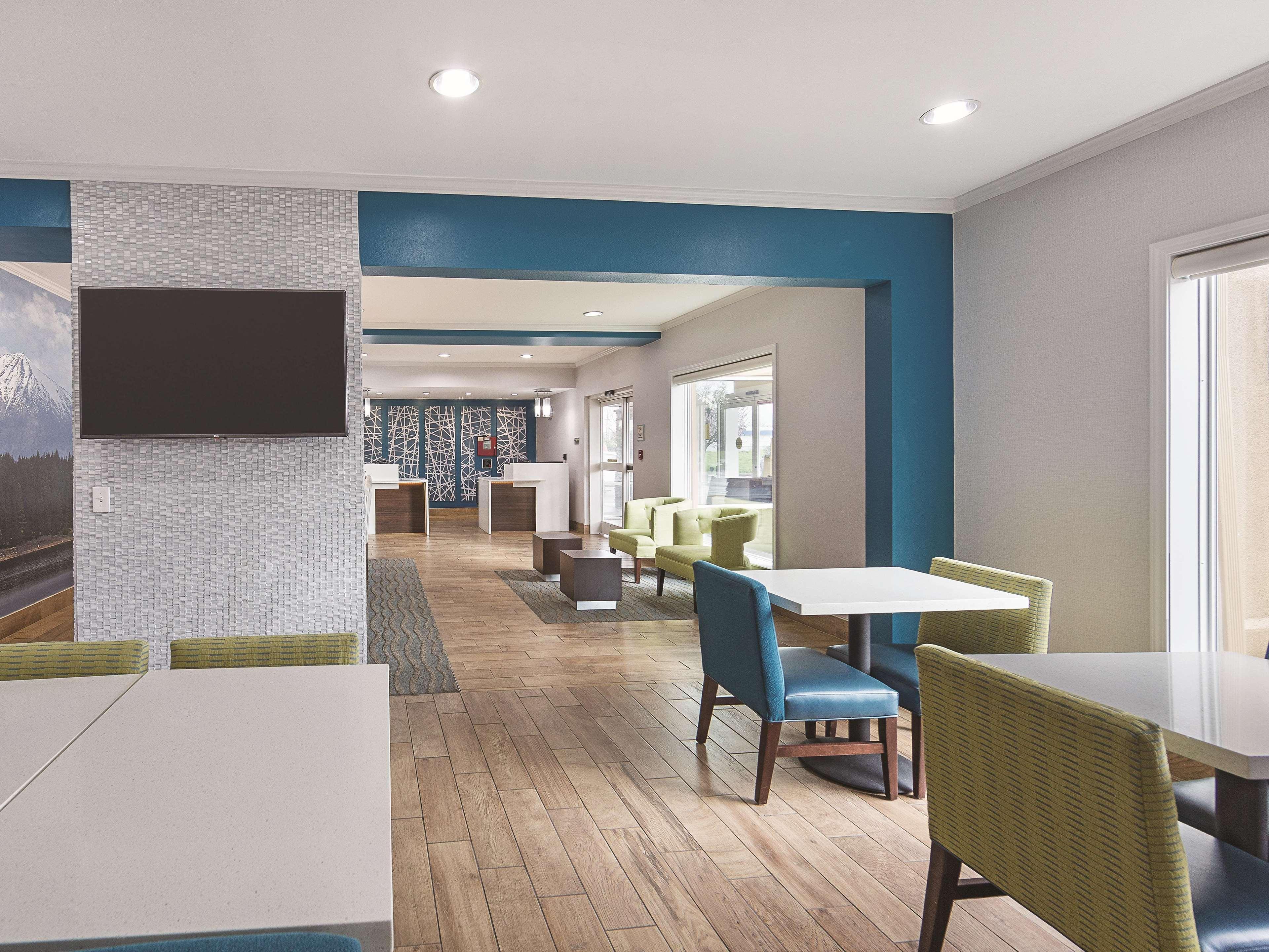 La Quinta By Wyndham Central Point - Medford Exterior photo