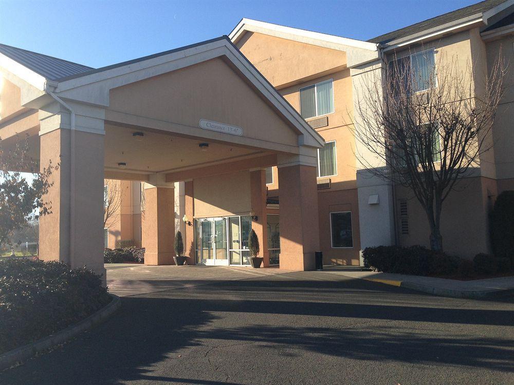 La Quinta By Wyndham Central Point - Medford Exterior photo