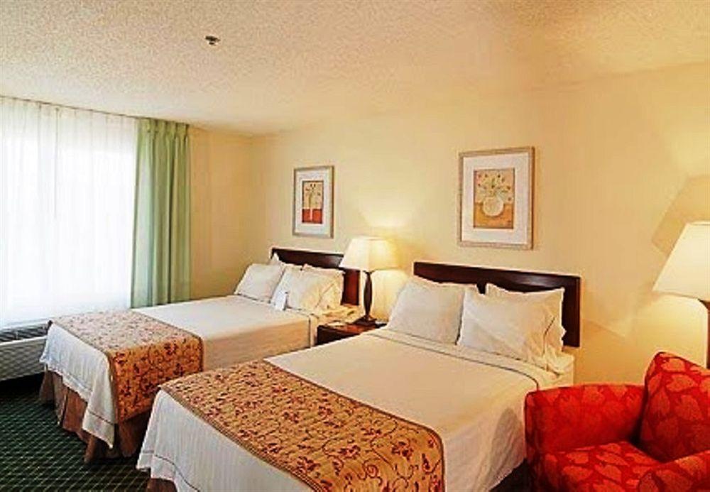 La Quinta By Wyndham Central Point - Medford Exterior photo