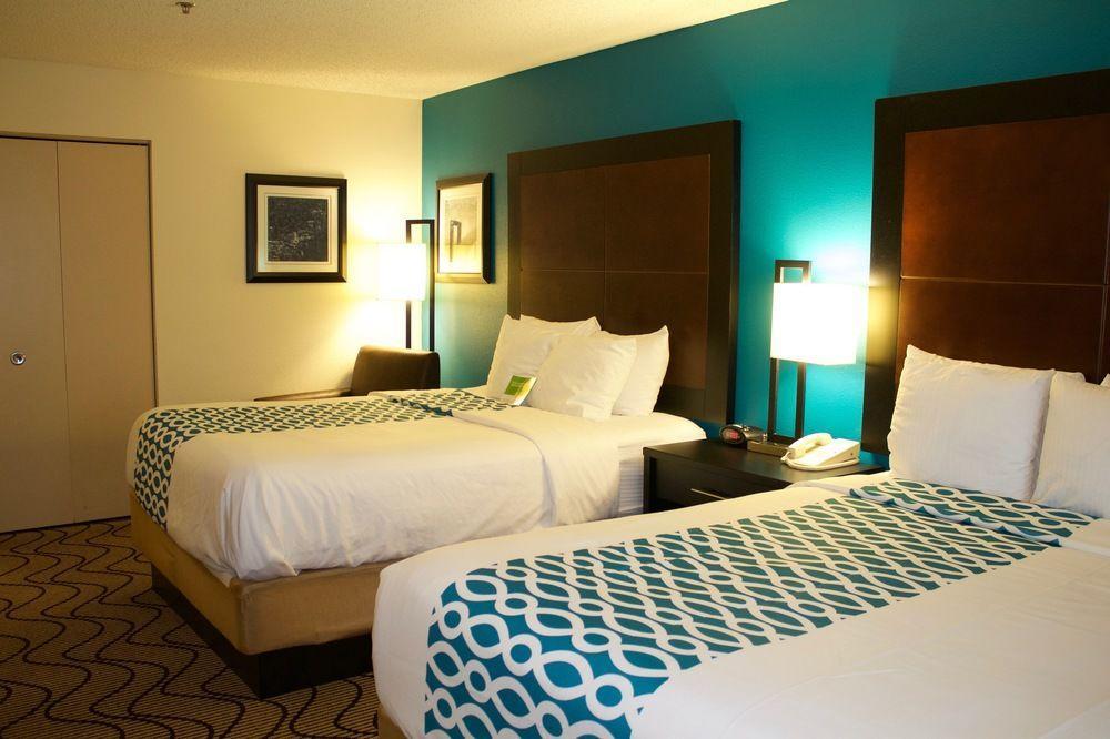 La Quinta By Wyndham Central Point - Medford Exterior photo